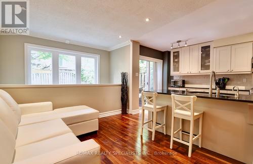 47C - 928 Queen Street W, Mississauga, ON - Indoor