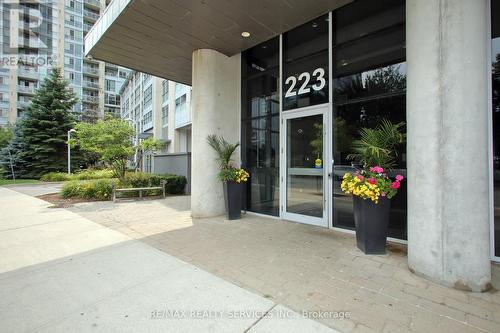 2807 - 223 Webb Drive, Mississauga, ON - Outdoor