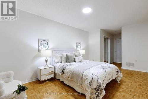 5525 Antrex Crescent, Mississauga (Hurontario), ON - Indoor Photo Showing Bedroom