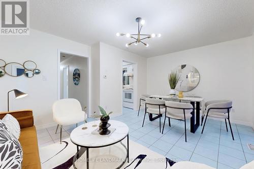 5525 Antrex Crescent, Mississauga (Hurontario), ON - Indoor Photo Showing Dining Room