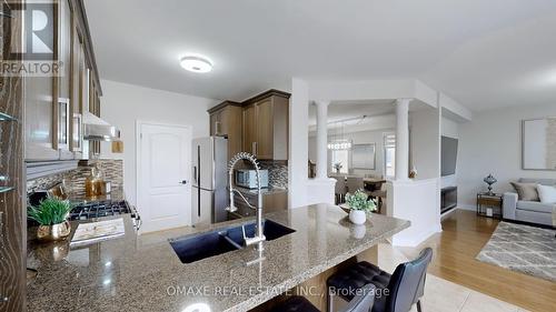 43 Larson Peak Road, Caledon, ON - Indoor Photo Showing Kitchen With Double Sink With Upgraded Kitchen