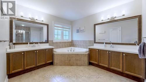 43 Larson Peak Road, Caledon, ON - Indoor Photo Showing Bathroom