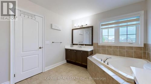 43 Larson Peak Road, Caledon, ON - Indoor Photo Showing Bathroom