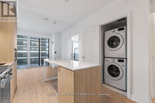 905 - 70 Annie Craig Drive, Toronto (Mimico), ON - Indoor Photo Showing Laundry Room