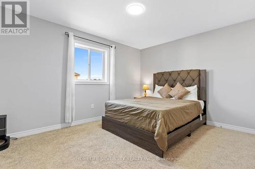 35 Waterbow Trail, Kitchener, ON - Indoor Photo Showing Bedroom