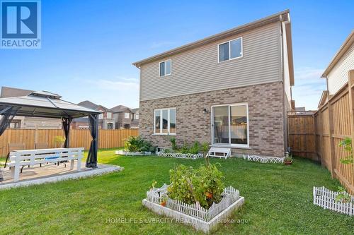 35 Waterbow Trail, Kitchener, ON - Outdoor