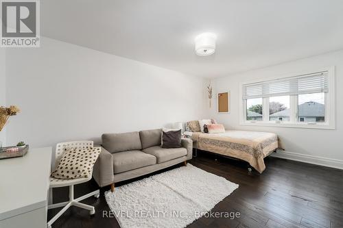 8 Runnymede Road, Port Colborne, ON - Indoor Photo Showing Bedroom