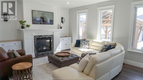 1866 Queens Valley Drive, Kingsville, ON - Indoor Photo Showing Living Room With Fireplace