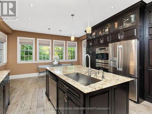 28 Joel Swirsky Boulevard, Toronto, ON - Indoor Photo Showing Kitchen With Upgraded Kitchen