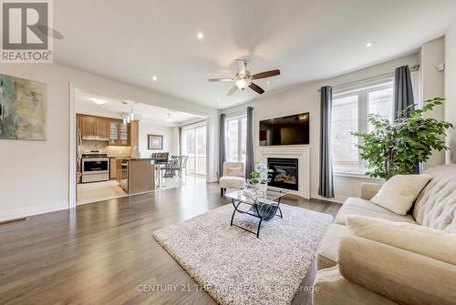 152 Frederick Pearson Street, East Gwillimbury, ON - Indoor Photo Showing Living Room With Fireplace