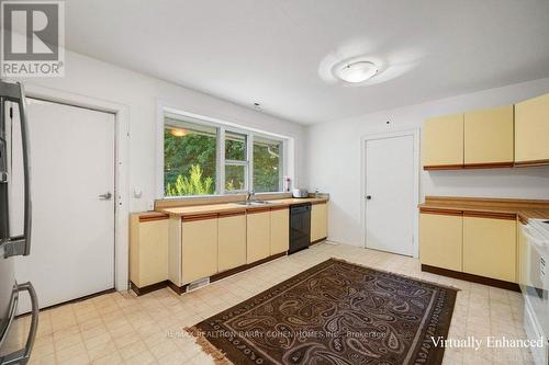 78 Arjay Crescent, Toronto (Bridle Path-Sunnybrook-York Mills), ON - Indoor Photo Showing Kitchen