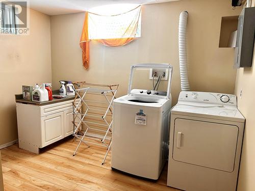 556 Harper Street, Prince George, BC - Indoor Photo Showing Laundry Room