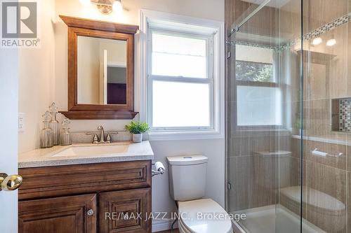 29 Carlan Drive, Scugog (Port Perry), ON - Indoor Photo Showing Bathroom