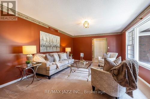 29 Carlan Drive, Scugog (Port Perry), ON - Indoor Photo Showing Living Room