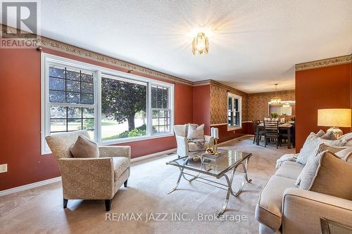 29 Carlan Drive, Scugog (Port Perry), ON - Indoor Photo Showing Living Room