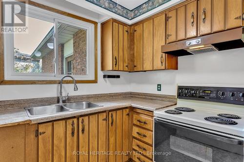 48 Northlin Park Road, Kawartha Lakes (Lindsay), ON - Indoor Photo Showing Kitchen With Double Sink