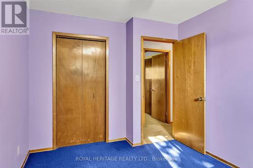 48 Northlin Park Road, Kawartha Lakes (Lindsay), ON - Indoor Photo Showing Bedroom