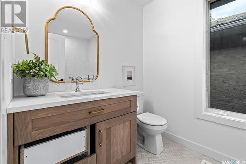 1132 Osler Street, Saskatoon, SK - Indoor Photo Showing Bathroom