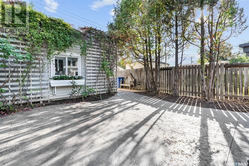 1132 Osler Street, Saskatoon, SK - Outdoor