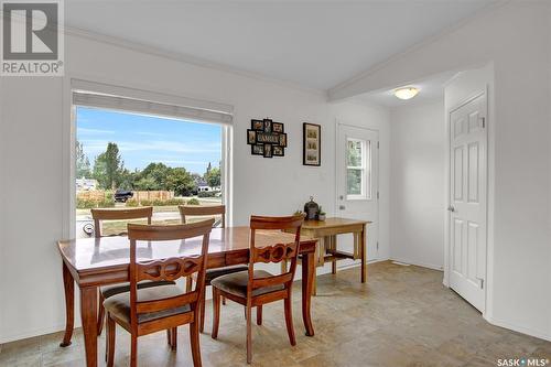 143 Marine Drive, Island View, SK - Indoor Photo Showing Dining Room