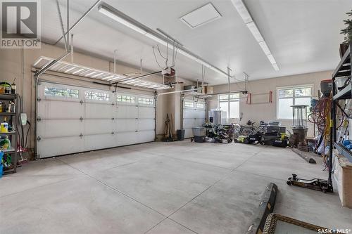 1027 15Th Street E, Saskatoon, SK - Indoor Photo Showing Garage