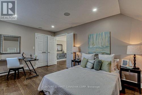 1056 Loft Court, London, ON - Indoor Photo Showing Bedroom