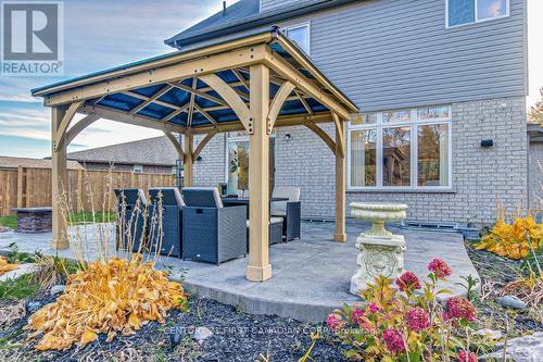 1056 Loft Court, London, ON - Outdoor