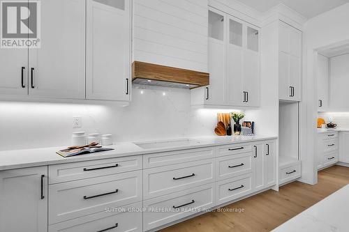 KITCHEN - 868 Eagletrace Drive, London, ON - Indoor Photo Showing Kitchen