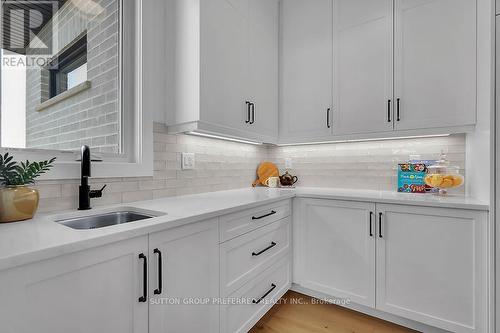 PANTRY - 868 Eagletrace Drive, London, ON - Indoor Photo Showing Kitchen