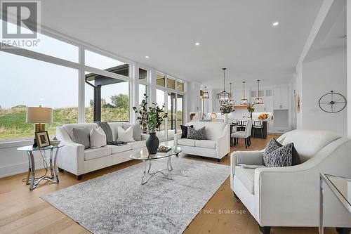 GREAT ROOM - 868 Eagletrace Drive, London, ON - Indoor Photo Showing Living Room