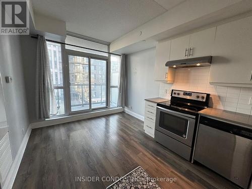 610 - 17 Zorra Street, Toronto, ON - Indoor Photo Showing Kitchen