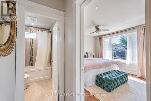 71 Bellefair Avenue, Toronto (The Beaches), ON - Indoor Photo Showing Bathroom