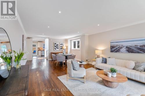 71 Bellefair Avenue, Toronto (The Beaches), ON - Indoor Photo Showing Living Room