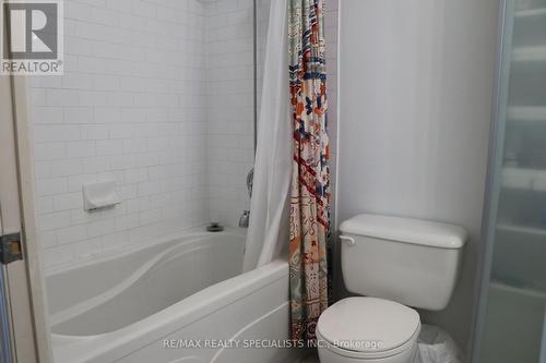 606 - 15 Windermere Avenue, Toronto (High Park-Swansea), ON - Indoor Photo Showing Bathroom