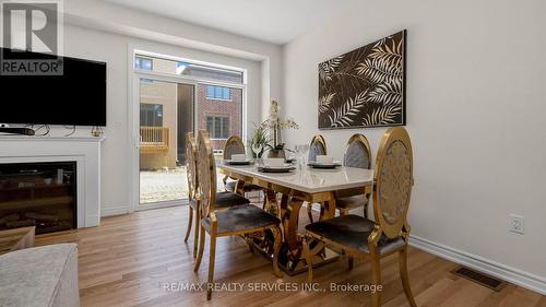 36 Sapwood Crescent, Brampton (Snelgrove), ON - Indoor Photo Showing Dining Room