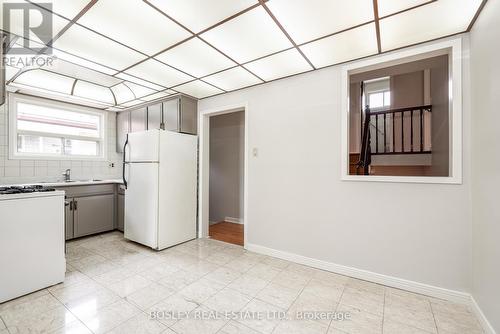 122 Willowridge Road, Toronto (Willowridge-Martingrove-Richview), ON - Indoor Photo Showing Kitchen