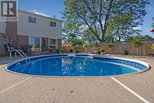 25 Habitant Crescent, Whitby (Lynde Creek), ON - Outdoor With In Ground Pool With Backyard