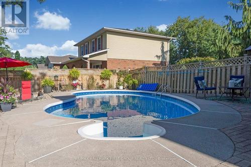 25 Habitant Crescent, Whitby (Lynde Creek), ON - Outdoor With In Ground Pool