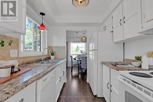 25 Habitant Crescent, Whitby (Lynde Creek), ON - Indoor Photo Showing Kitchen With Double Sink