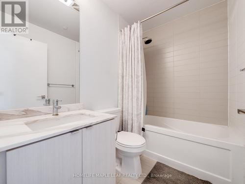 1803 - 4085 Parkside Village Drive N, Mississauga, ON - Indoor Photo Showing Bathroom