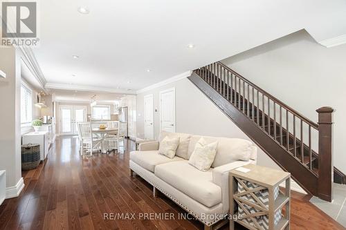 64 Scott Road, Toronto (Keelesdale-Eglinton West), ON - Indoor Photo Showing Living Room