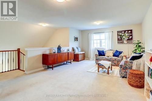 2 Lavender Jewel Street, Brampton (Sandringham-Wellington), ON - Indoor