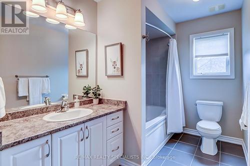 2 Lavender Jewel Street, Brampton (Sandringham-Wellington), ON - Indoor Photo Showing Bathroom