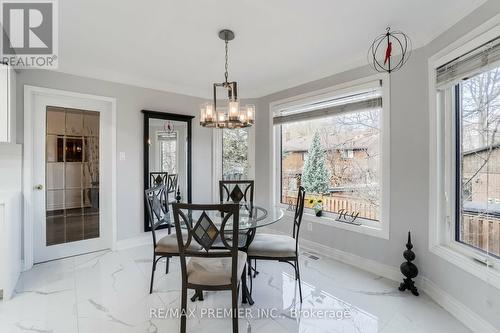 31 Stock Court, Cambridge, ON - Indoor Photo Showing Dining Room