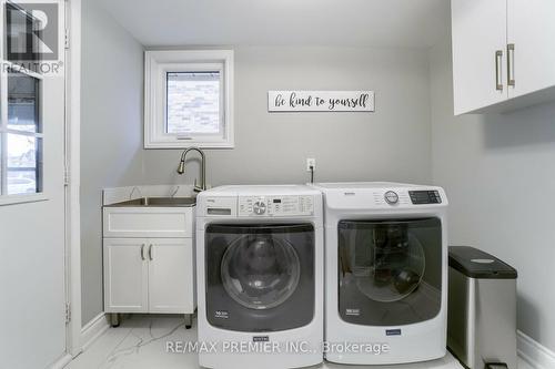 31 Stock Court, Cambridge, ON - Indoor Photo Showing Laundry Room