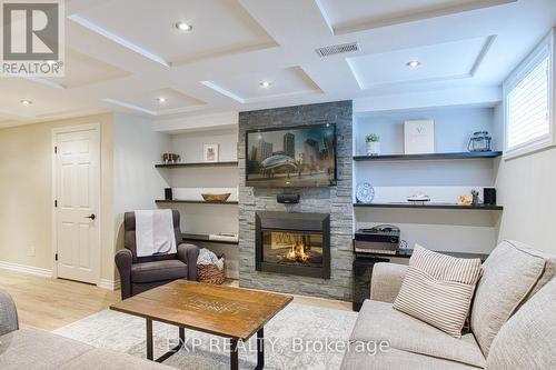 94 Benziger Lane, Hamilton, ON - Indoor Photo Showing Living Room With Fireplace