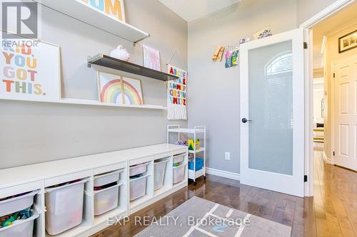 94 Benziger Lane, Hamilton, ON - Indoor Photo Showing Other Room