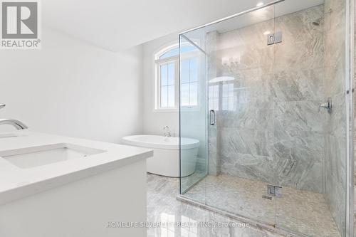 1937 Boardwalk Way, London, ON - Indoor Photo Showing Bathroom