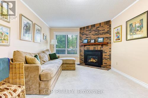 86 Golfview Crescent, Hamilton (Dundas), ON - Indoor Photo Showing Living Room With Fireplace