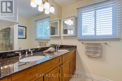 86 Golfview Crescent, Hamilton, ON - Indoor Photo Showing Bathroom